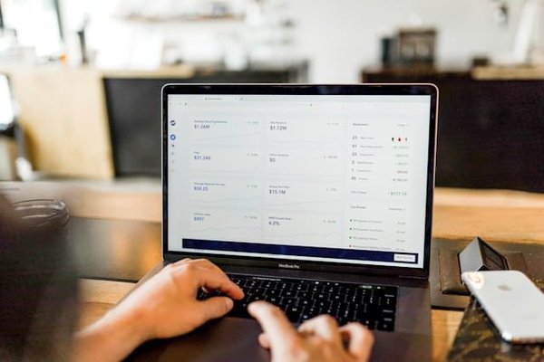Top 10 des Meilleurs Outils E-commerce pour Booster Votre Boutique en 2023