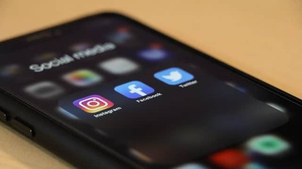 10 Stratégies Incontournables pour Révolutionner votre Présence sur les Réseaux Sociaux