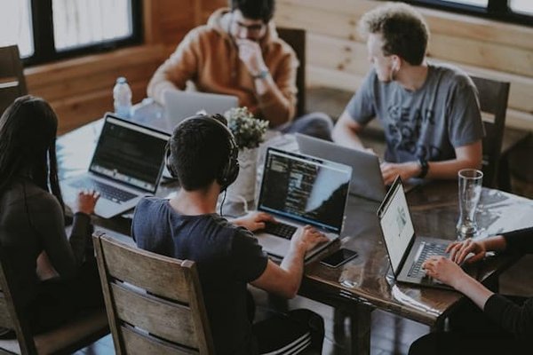 Les 10 tendances incontournables en développement de site web pour 2023